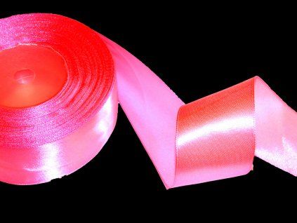 Saténová dekorační stuha AKSA 12 mm x 32 m, neonově růžová barva, jemný lesk