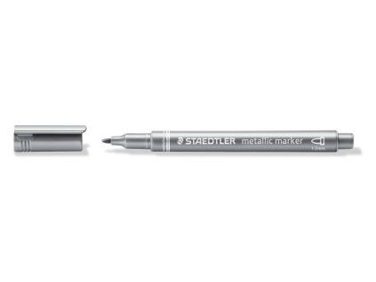 Staedtler dekorační metalický popisovač stříbrný se šířkou stopy 1-2 mm, neprůhledný inkoust